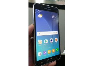 Samsung Galaxy j۷ ۲۰۱۵ مدل j7 2015 همراه تمام آوازم اصلی دارای انتقال