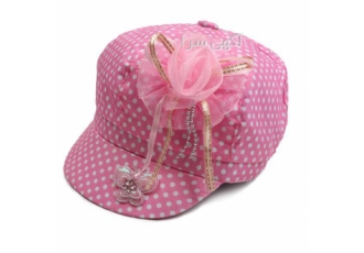 فروش عمده کلاه های کتان بچه گانه فروش عمده کلاه های کتان بچه گانه