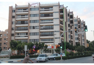 2 خوابه 128 متر علامه امینی شرقی 2 خوابه 128 متر علامه امینی شرقی