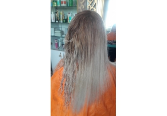 خدمات ارایشگری و تخصصی احیای مو خدمات ارایشگری و تخصصی احیای مو